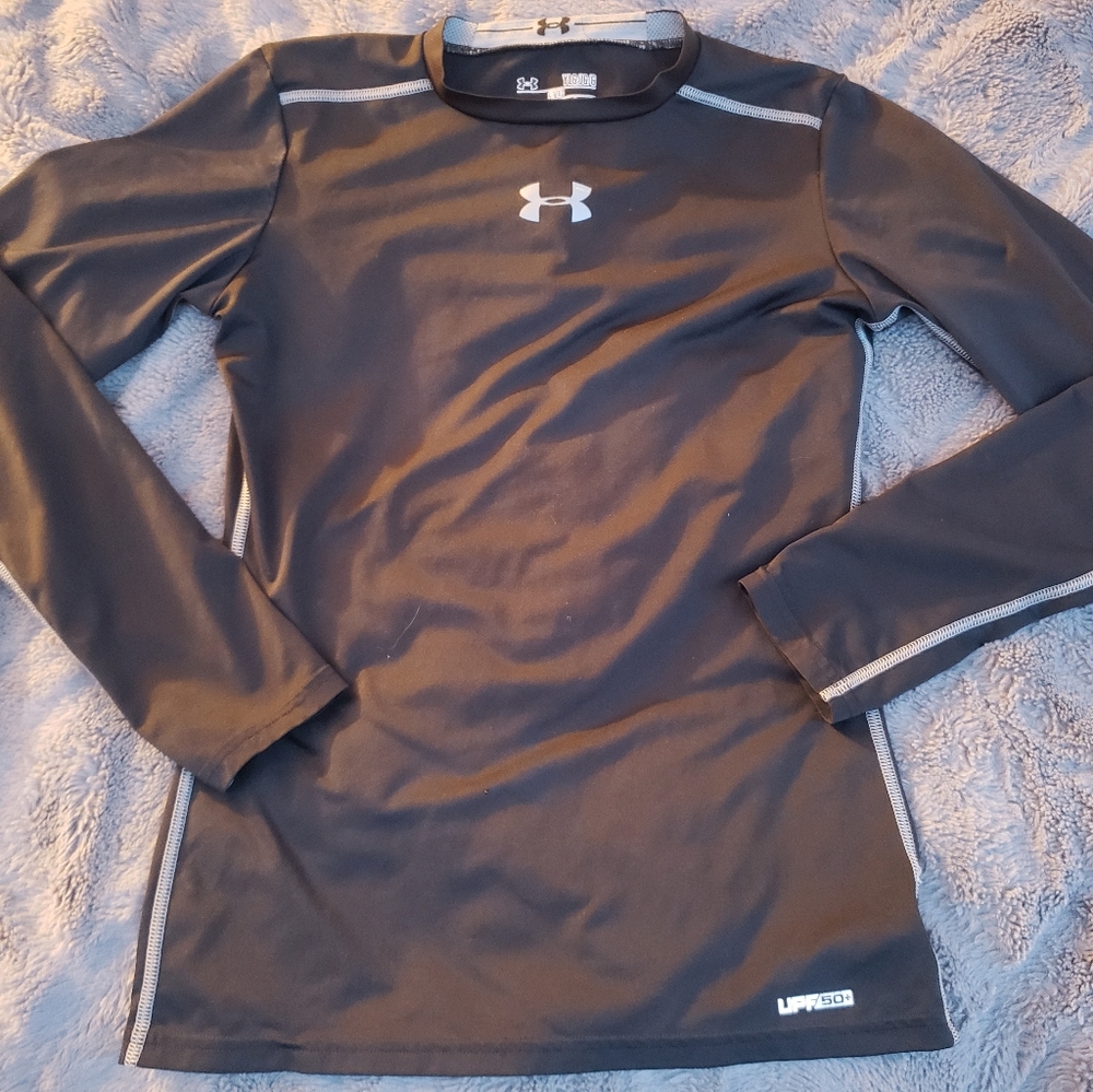 Youth Large Under Armour long sleeve fitted shirt